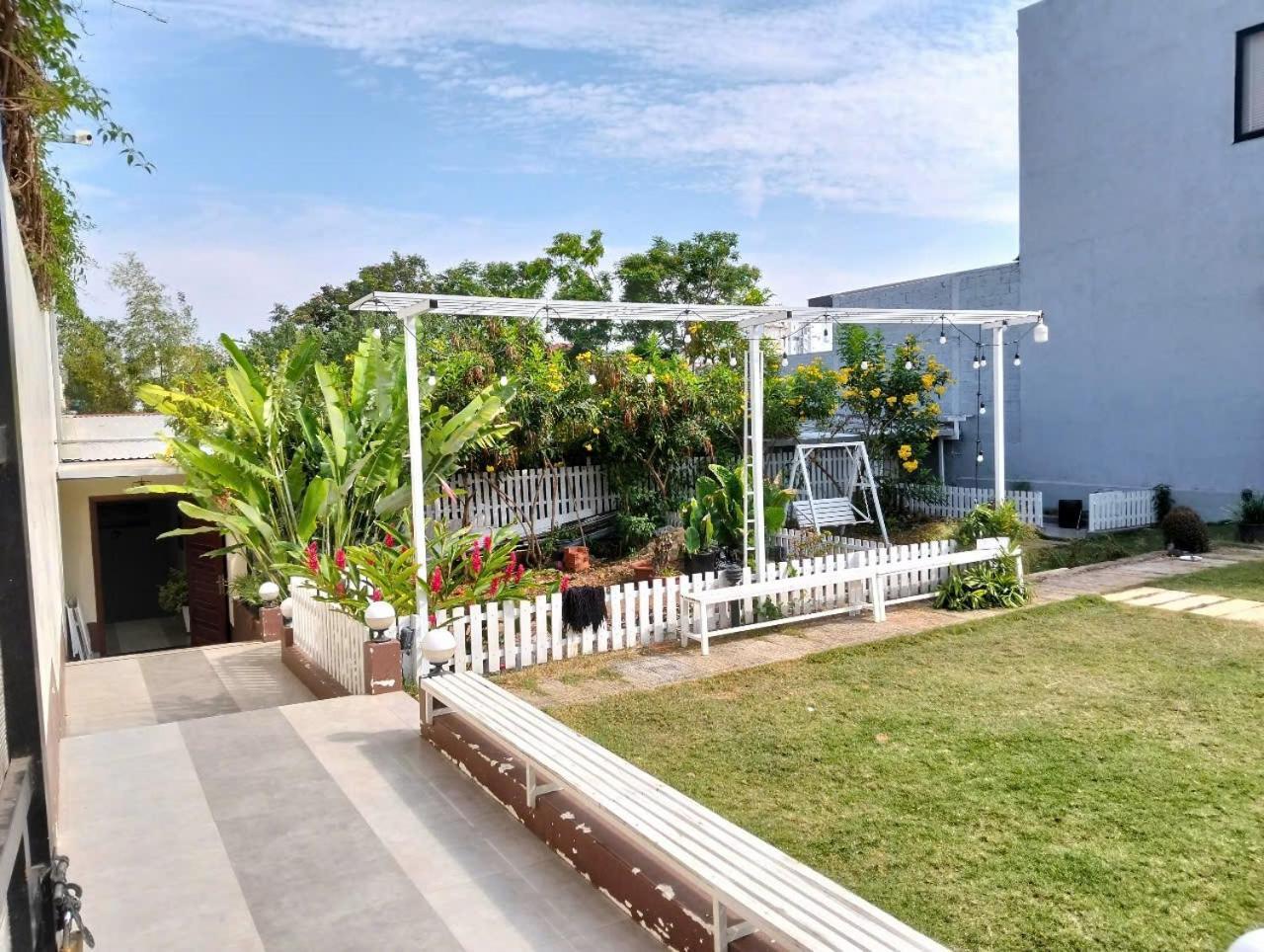 Doi Sao Homestay Buôn Ma Thuột Exteriör bild