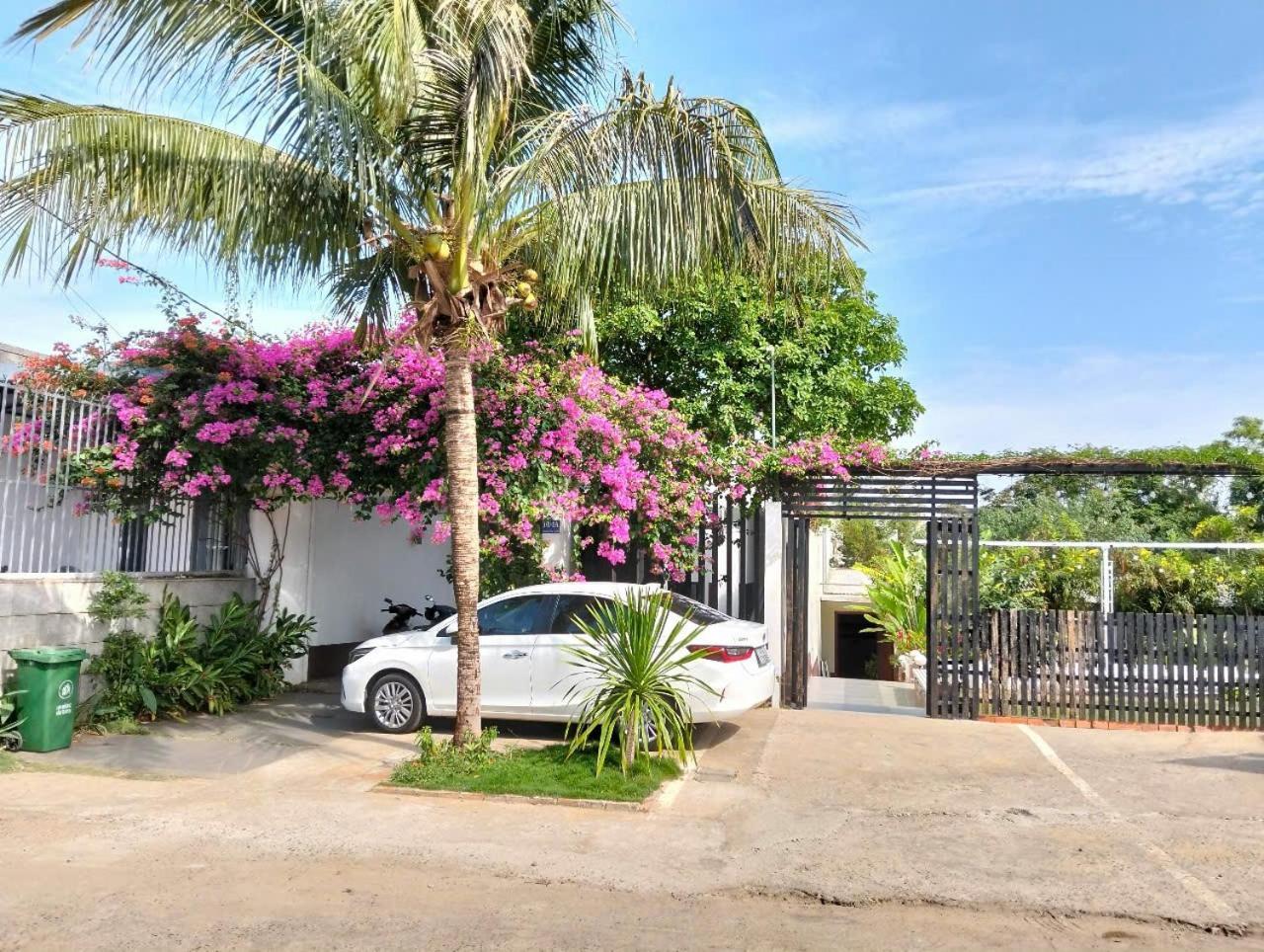 Doi Sao Homestay Buôn Ma Thuột Exteriör bild